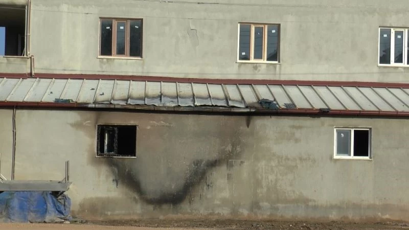 Hazırladığı EYP erken patlayınca ağır yaralandı
