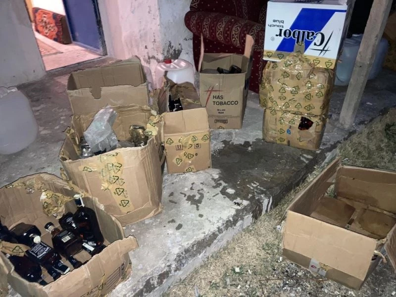 Aksaray Emniyeti, yılbaşı öncesi sahte içki faciasını önlendi
