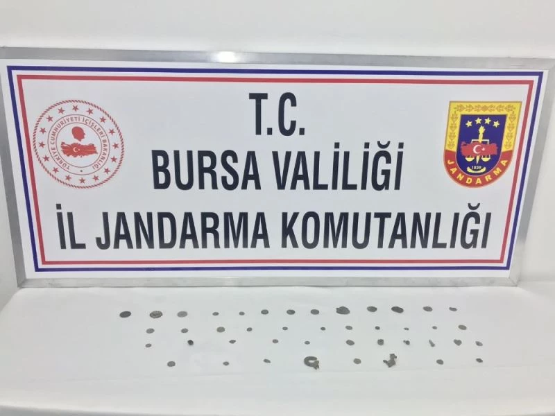 Harmancık’ta tarihi eser kaçakçılarına darbe
