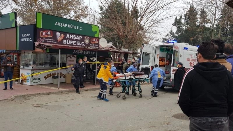 İzmir’de büfeye silahlı saldırı: 1 ölü, 1 yaralı
