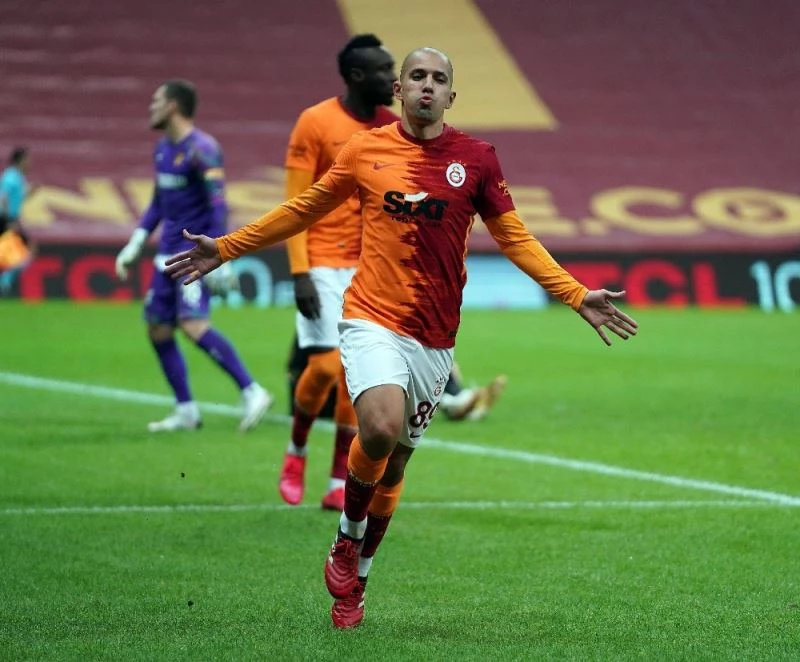 Sofiane Feghouli siftah yaptı
