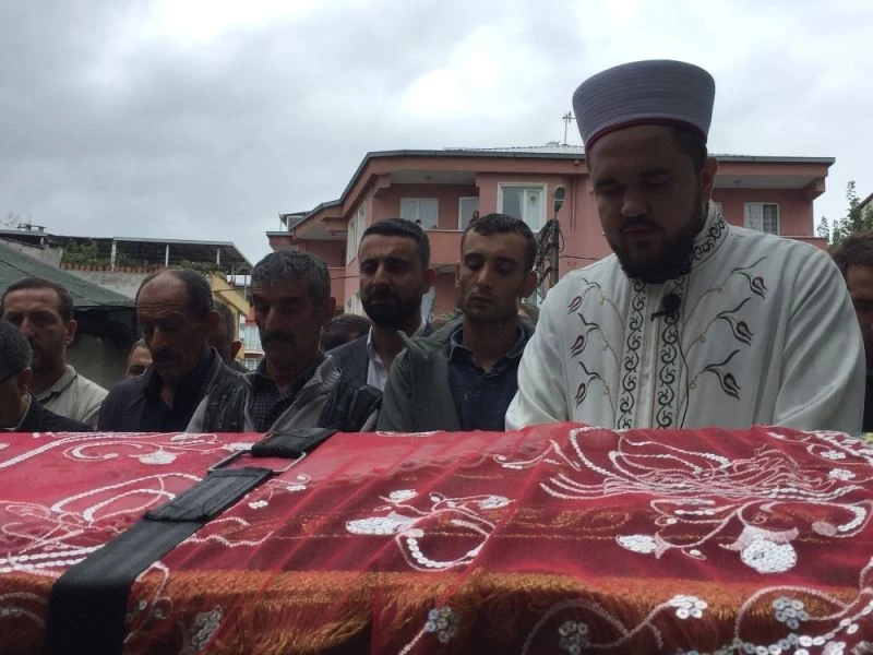 Bursa’da düğünden bir gün önce nişanlısını öldüren sanık müebbet hapis cezasına çarptırıldı
