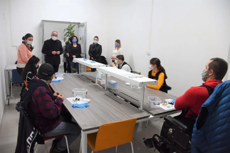 Engelsiz Montaj Atölyesi faaliyete başladı
