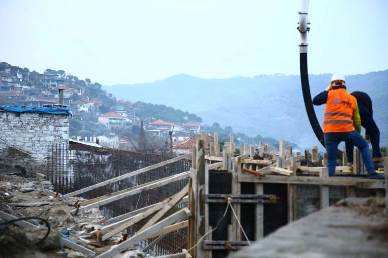 Büyükşehir’den Esentepe’ye cemiyet alanı
