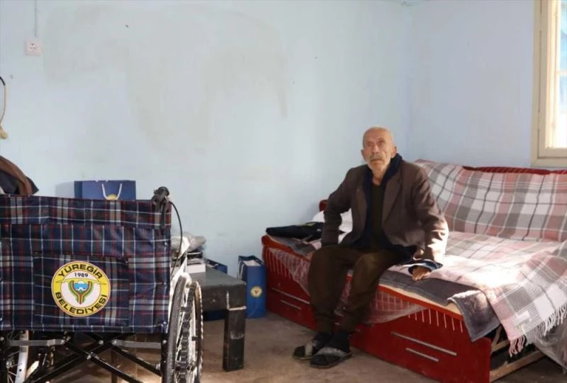 YAŞLI ADAMA YÜREĞİR BELEDİYE BAŞKANI KOCAİSPİR SAHİP ÇIKTI