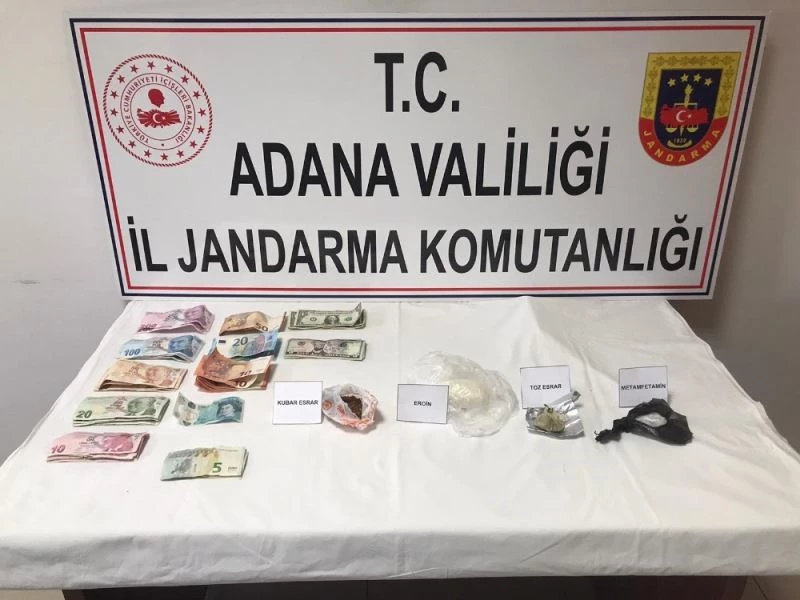 Antalya’ya uyuşturucu götürmek isteyen 3 kişi yakalandı
