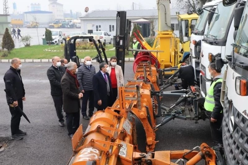 Karla mücadele için gece gündüz çalışacaklar
