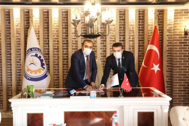 Aksaray Bilim Teknik Koleji, Teknokent Koleji ile eğitim kapasitesi ve tecrübesini birleştirdi
