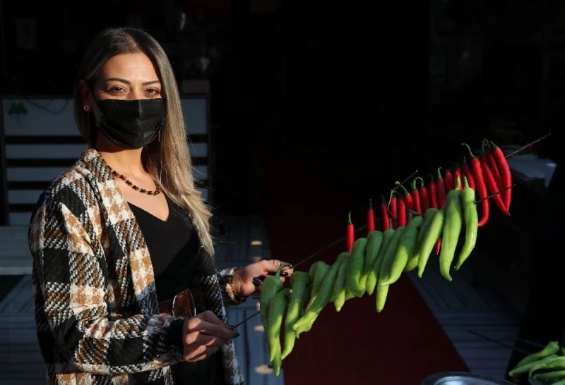 Kebabın vazgeçilmezi kırmızı biber, portakaldan fazla C vitamini barındırıyor
