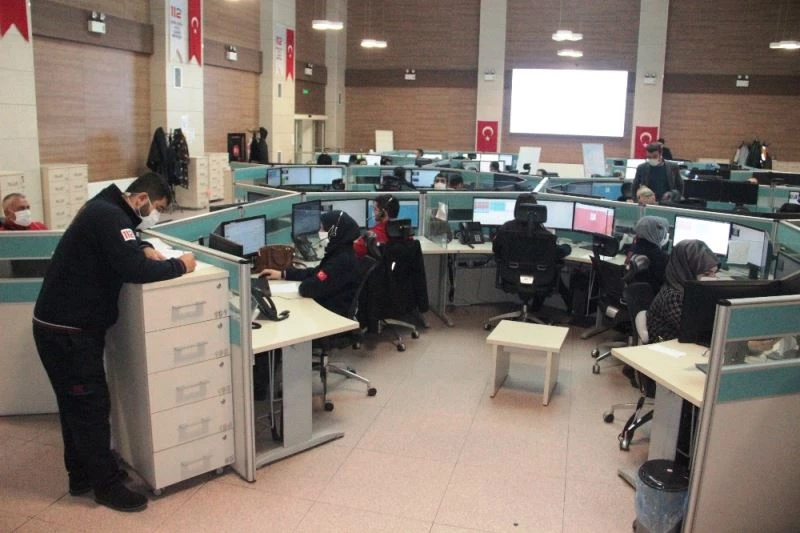 112’den kebap çerez ve içecek sipariş ettiler
