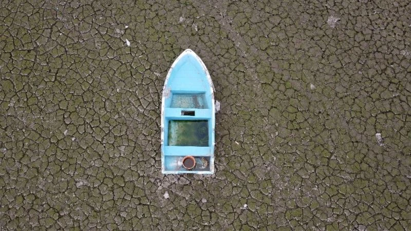 Bursa’da tarımın can damarı Gölbaşı Barajı büyük ölçüde kurudu
