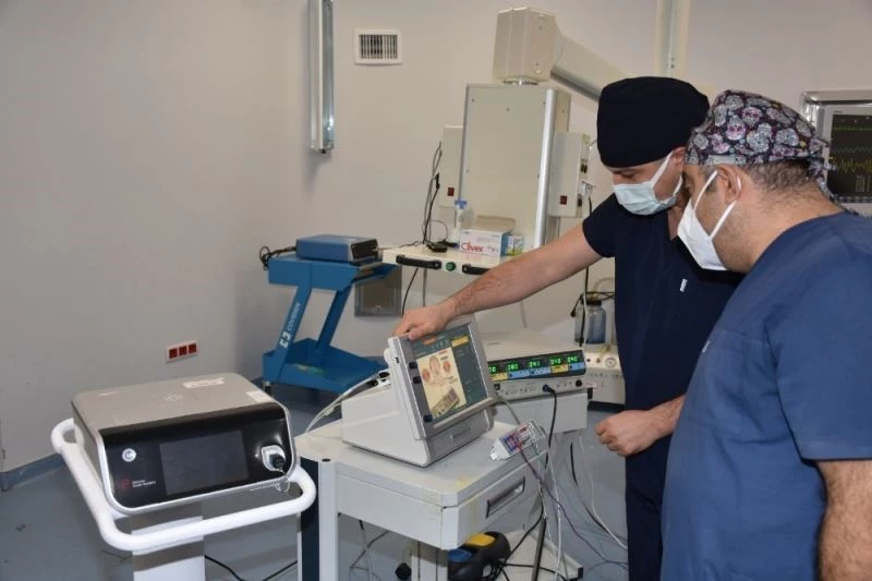 Tiroid cerrahisinde kalıcı ses kısıklığına çözüm
