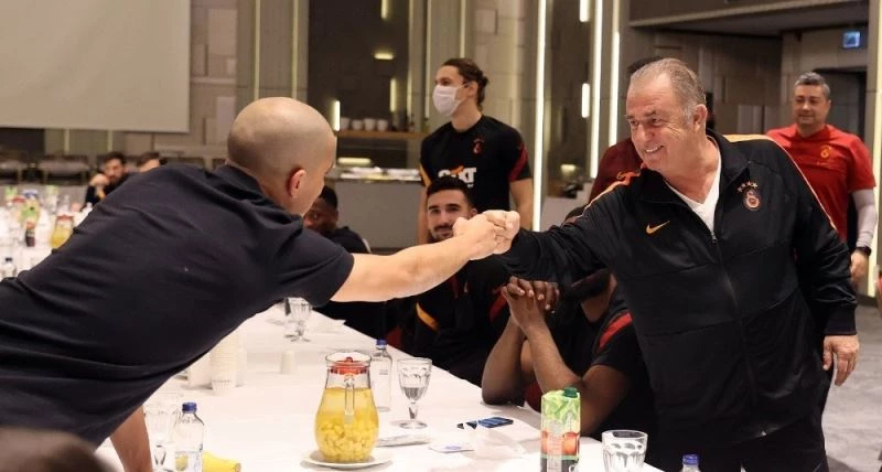 Sofiane Feghouli’nin doğum günü kutlandı
