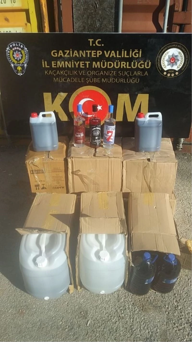 Gaziantep’te 111 şişe sahte alkol ve 90 litre dökme içki yakalandı
