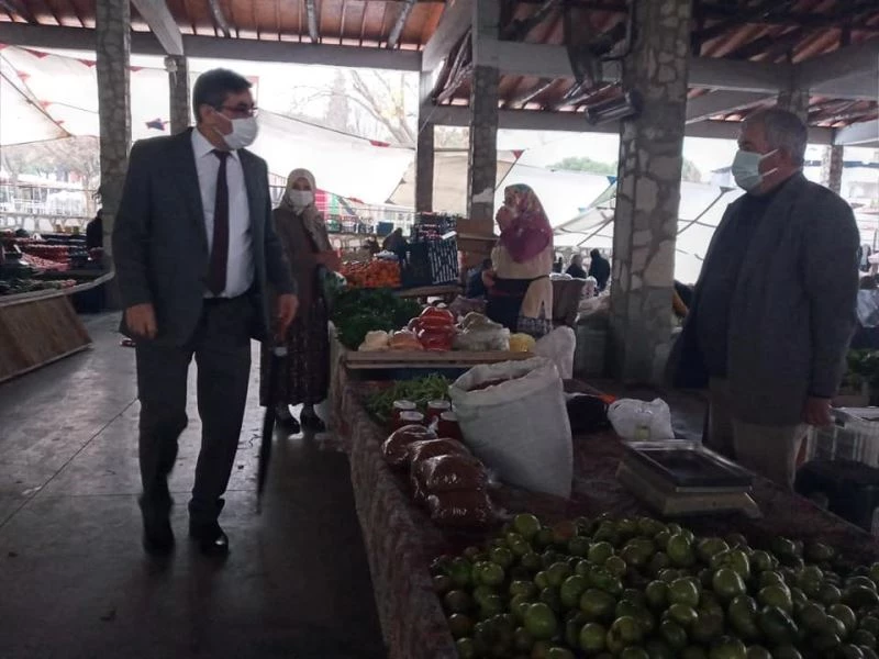 Başkan İnal mesaisine pazar ziyareti ile başladı
