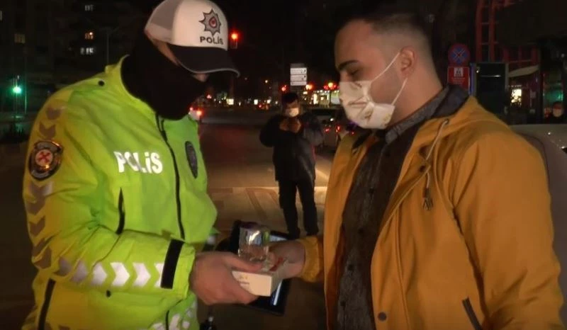 Pandemi savaşçılarına baklava dopingi
