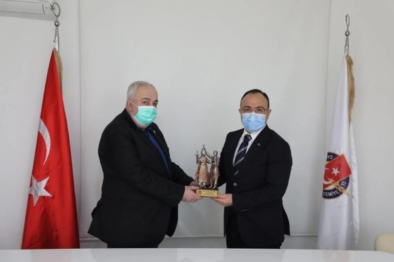 Vali Erkaya Yırık, Elazığ’ın gündemiyle ilgili açıklamalarda bulundu
