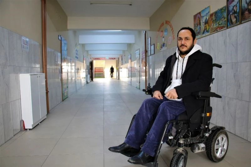 Hem azimli, hem vefalı Mahmut Hoca’dan büyük fedakarlık
