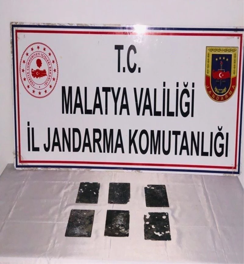 Gümüş Etnografik Tarihi Eser Levhalar ele geçirildi
