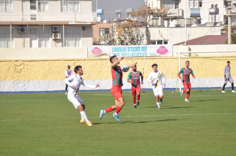 OSMANİYESPOR EVİNDE RAHAT KAZANDI:3-1