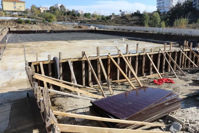 Serik Kültür Merkezi bünyesindeki düğün salonu inşaatı başladı
