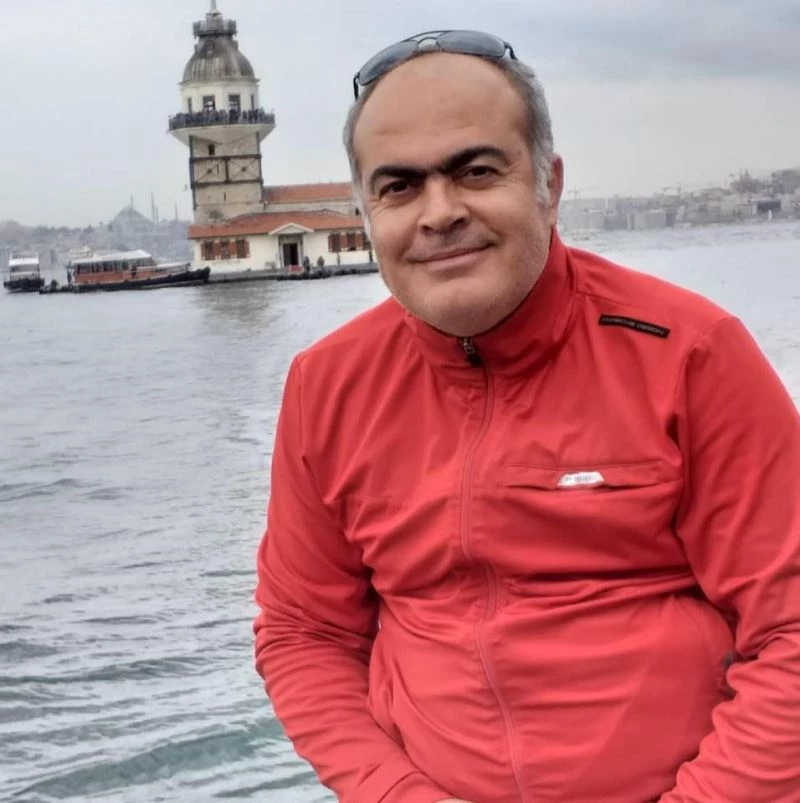 Balık avına çıkan emekli polis memuru teknesinde ölü bulundu
