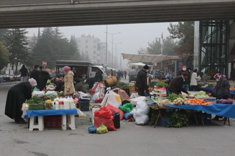 Pazarda C vitamini deposu mandalinaya yoğun ilgi
