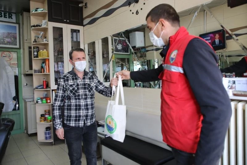 Gölbaşı Belediyesi’nden berber ve kuaförlere destek
