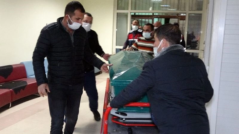 Kamyonetinin altında kalan adam hayatını kaybetti
