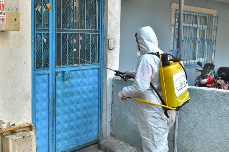 Müzikli sokak dezenfeksiyonu
