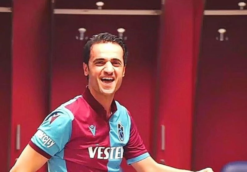 Trabzonlu pop sanatçısı Sürmen’den bordo-mavili takıma ‘taze kan’ marşı
