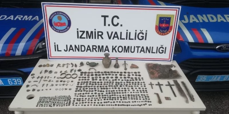 Araçta 575 adet tarihi eser ele geçirildi
