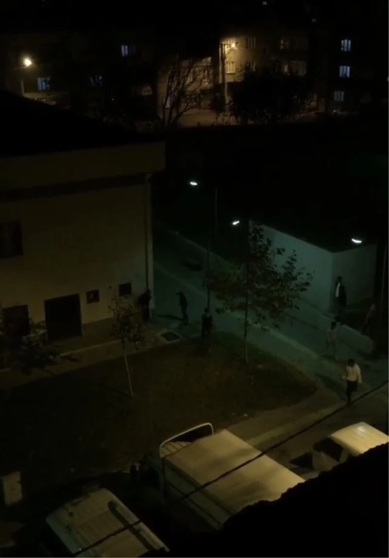 Saklandığı duvarın arkasından polise ’Gel’ diye bağırdı
