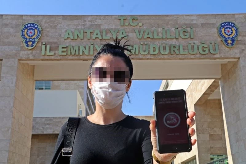 KADES sayesinde hayatta kalan yerleşik Rus uyruklu kadın: “Polis 3 dakikada geldi ve hayatımız kurtuldu”
