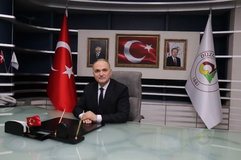 Özlü: “Dünyadan bihaber bu muhalif anlayışa çok yazık”
