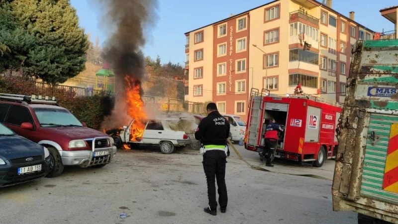 Aracının marşına bastı, az daha canından oluyordu
