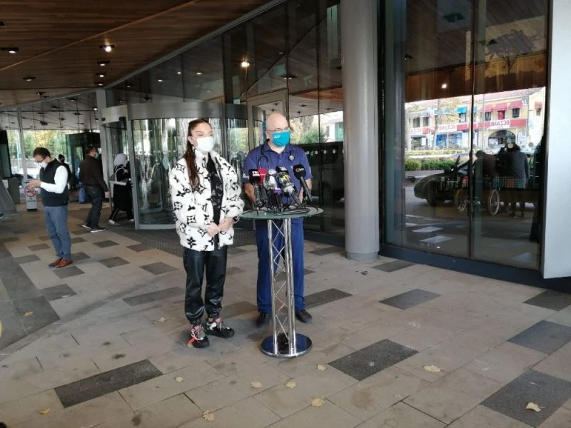 Prof. Dr. Çağlar Çuhadaroğlu: “Yılmaz Vural’ı yaklaşık iki gün önce solunum cihazlarından ayırdık”
