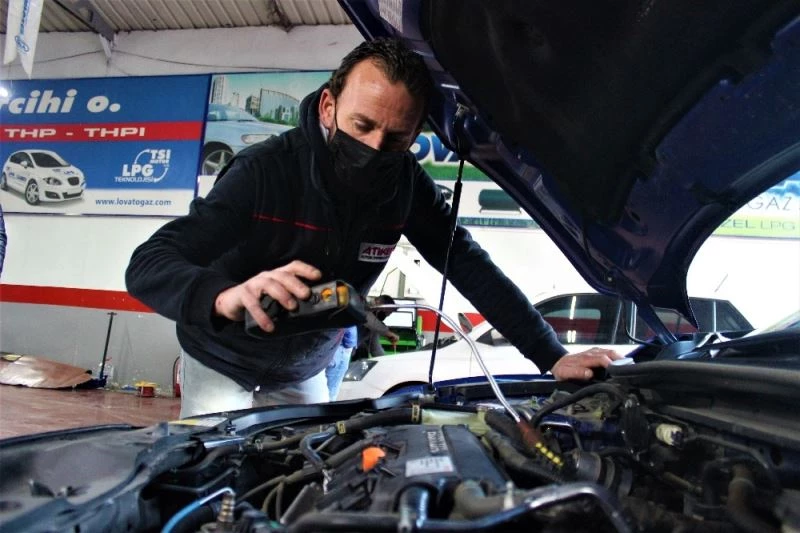 Otomobillerde bunlara dikkat etmeyenler kışın yolda kalabilir
