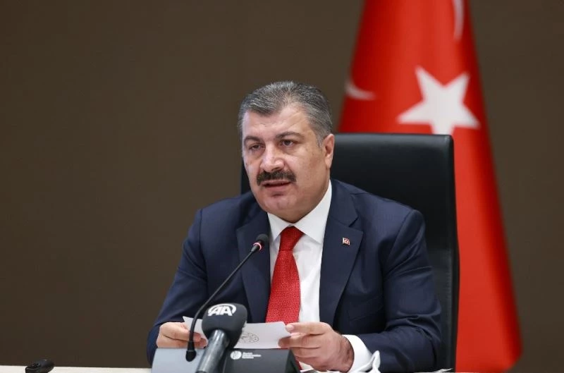 Sağlık Bakanı Koca: “Kademeli olarak şimdilik 50 milyon doz aşı gelecek”
