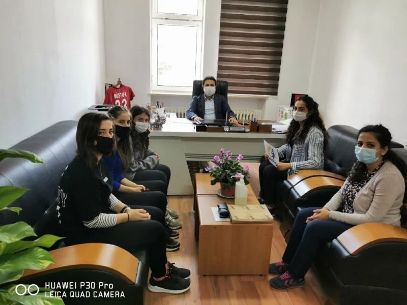 Atasözü projesine öğrencilerden ilgi
