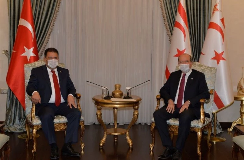 KKTC’de yeni kabine listesi Cumhurbaşkanı Tatar’a sunuldu
