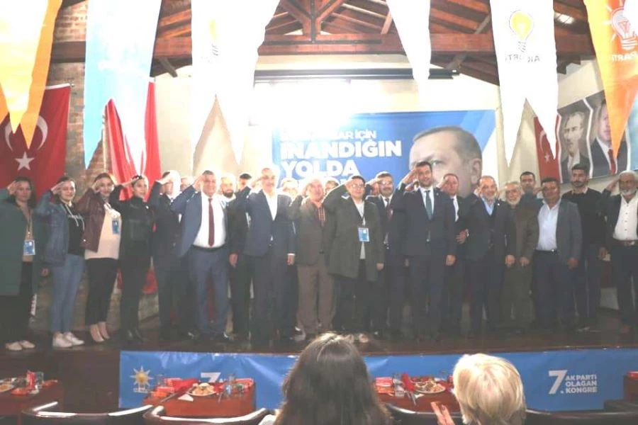 SULTANHİSAR İLÇE KONGRESİNDE OPERASYON HALİNDE OLAN KAHRAMAN ORDUMUZA DESTEK MESAJI VERİLDİ