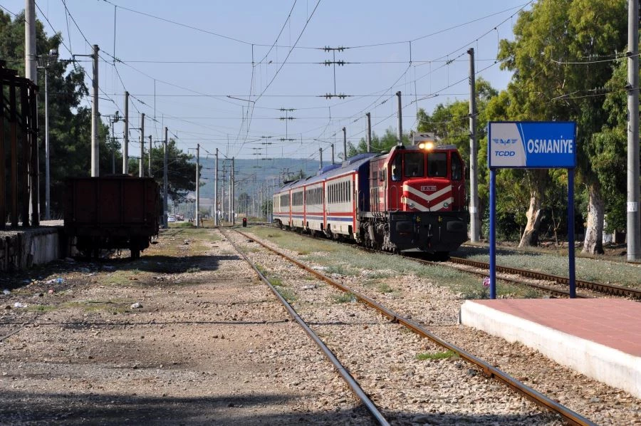 DEMİRYOLLARI OTLA MÜCADELE KAPSAMINDA İLAÇLANACAK