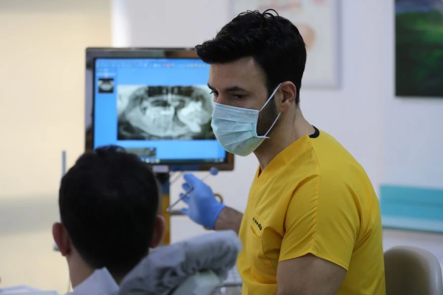 RAMAZANDA AĞIZ SAĞLIĞINI KORUMAK İÇİN ‘’PROTEİN, SİGARA VE KAFEİNDEN UZAK DURUN’’