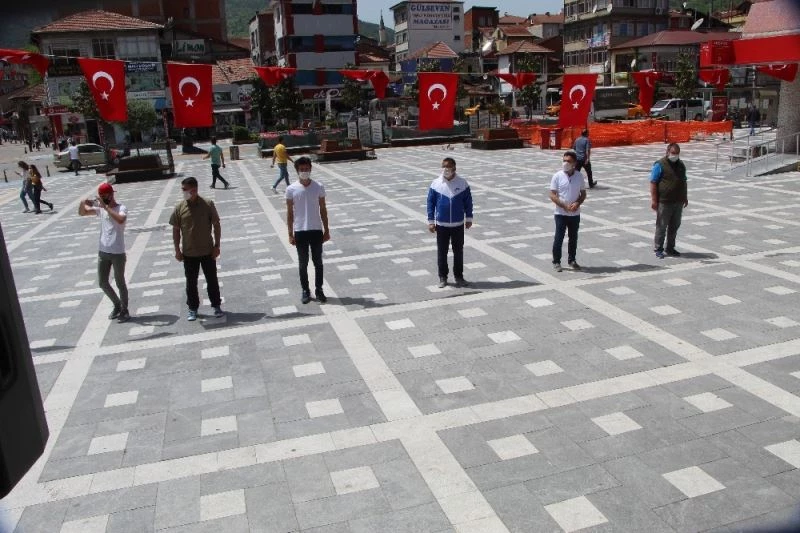 Devrek’te gençlik adına çelen sunum töreni gerçekleştirildi
