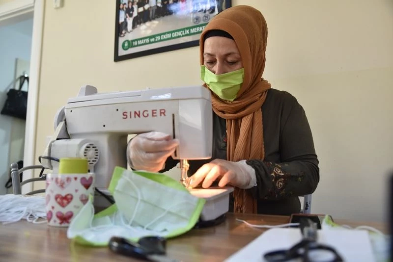 Ürettikleri maske sayısı 18 bin adete ulaştı
