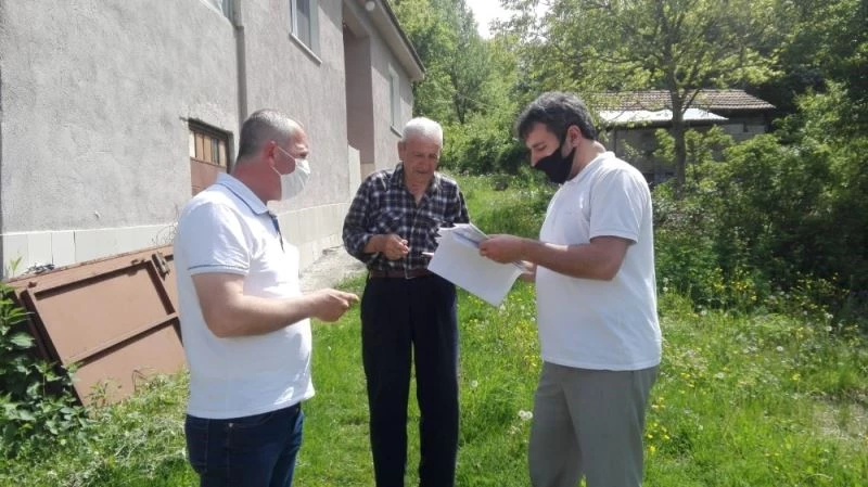 Maaşları evlerine gelen kadar 74 yaşındaki Sabri Erhan’dan devlete teşekkür
