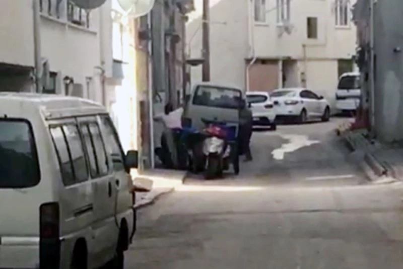 Sokağa çıkma kısıtlamasında kanlı hesaplaşma
