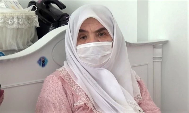 Kocasıyla gittiği hastaneden yalnız çıktı
