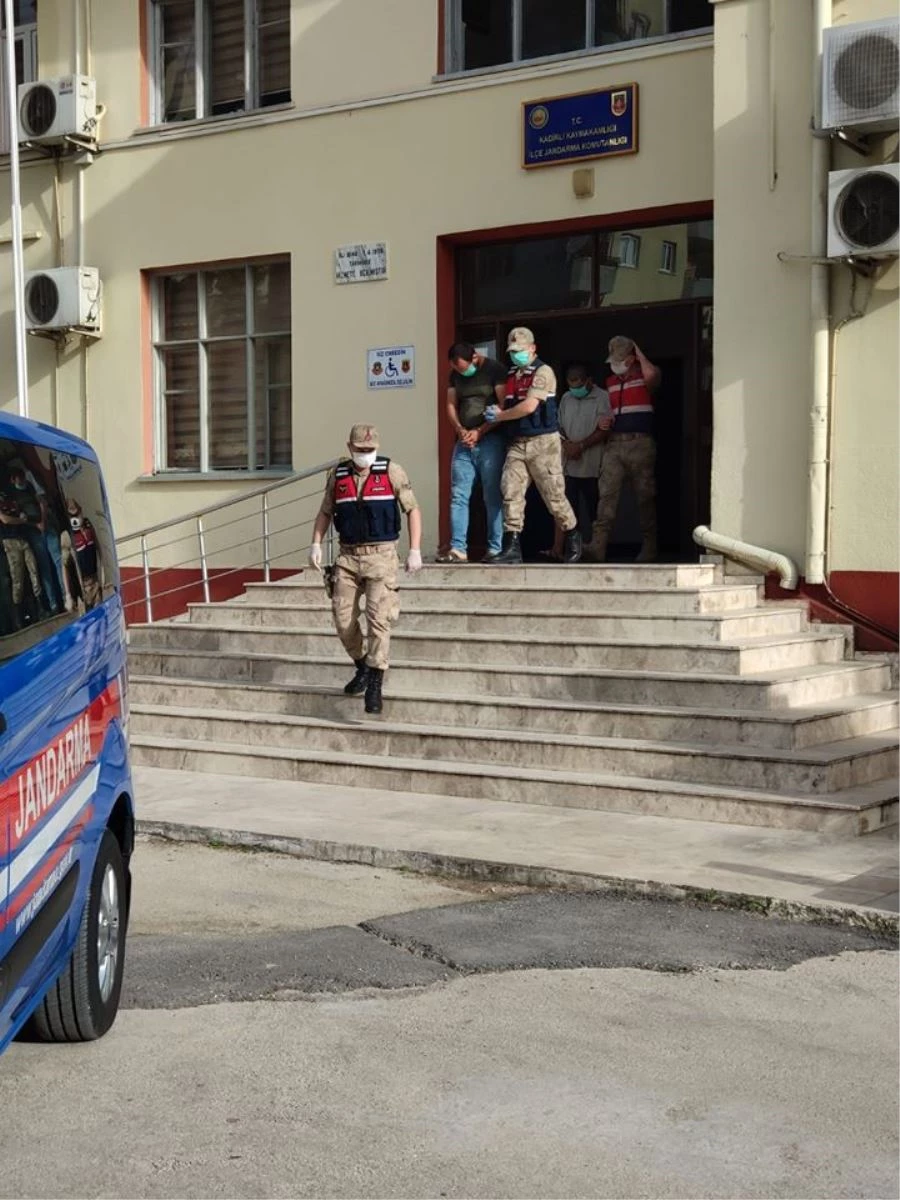 KÜÇÜKBAŞ HAYVAN HIRSIZI 3 KİŞİ TUTUKLANDI